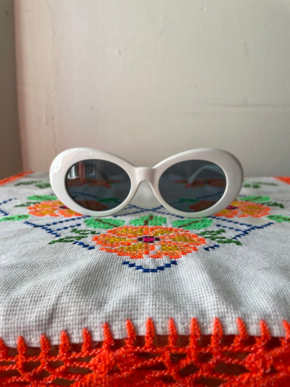 Retro 60s Mod White Sunglasses